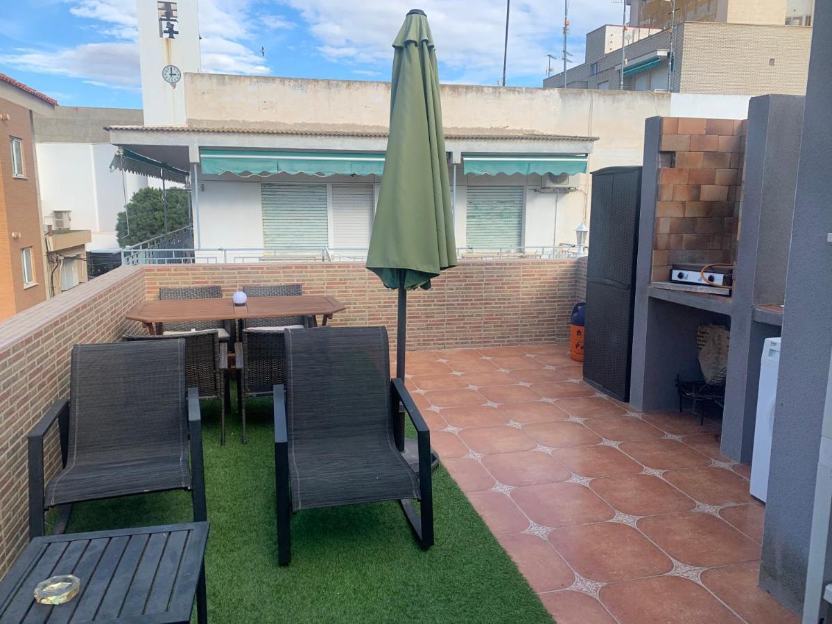 Apartamento Con Terraza Cerca Del Paseo Marítimo